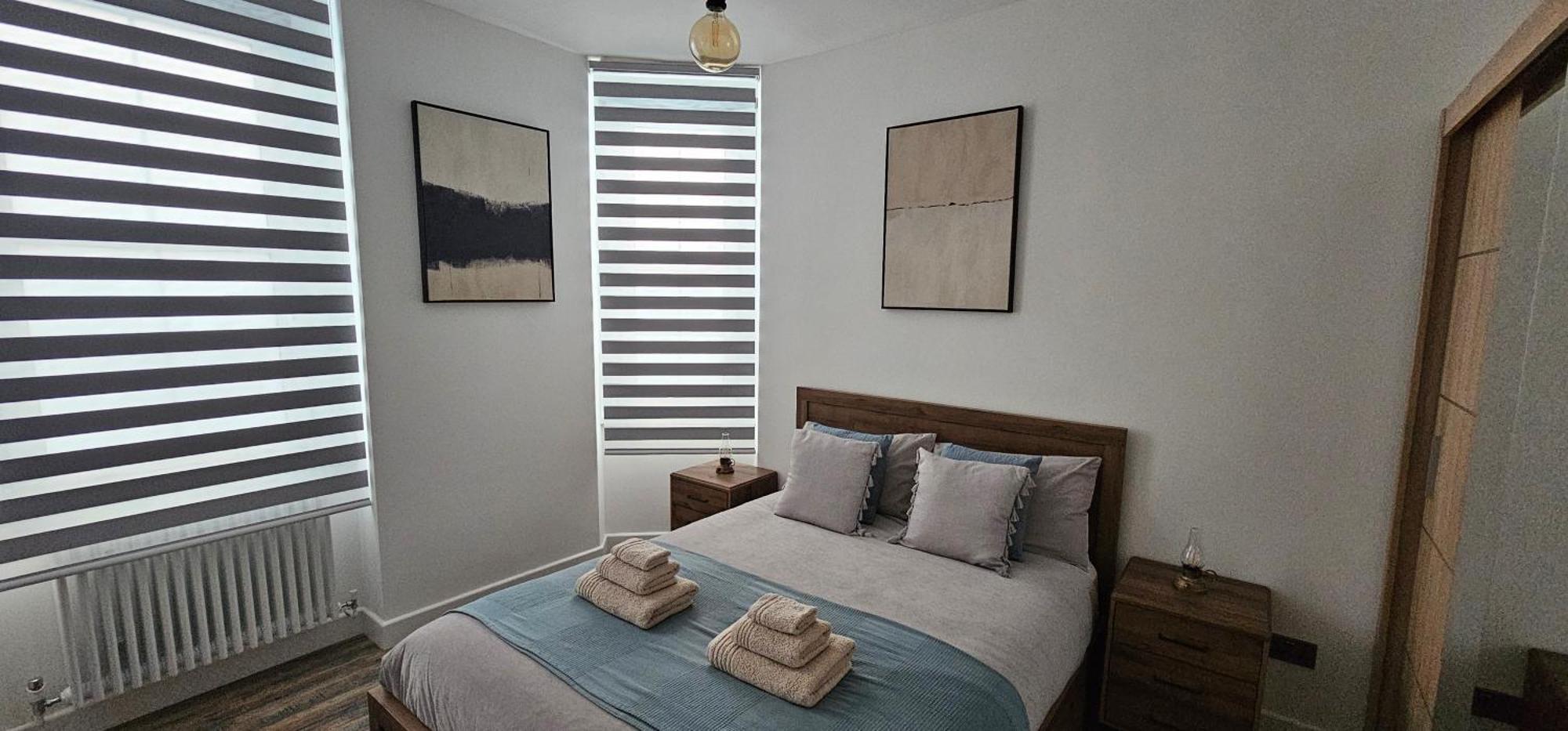 Tower Bridge Spacious King Bedroom With Extra Large Windows Londra Exterior foto